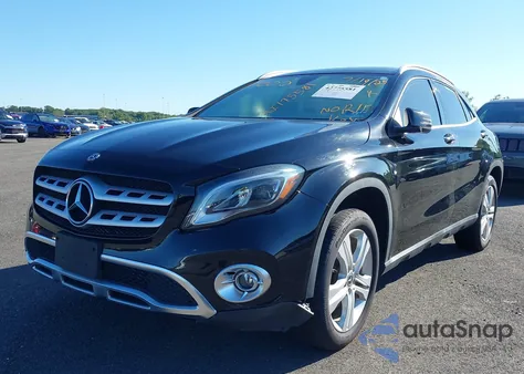 2020 Mercedes-Benz Gla 250 4Matic z USA, uszkodzony, nr VIN WDCTG4GB1LU027075